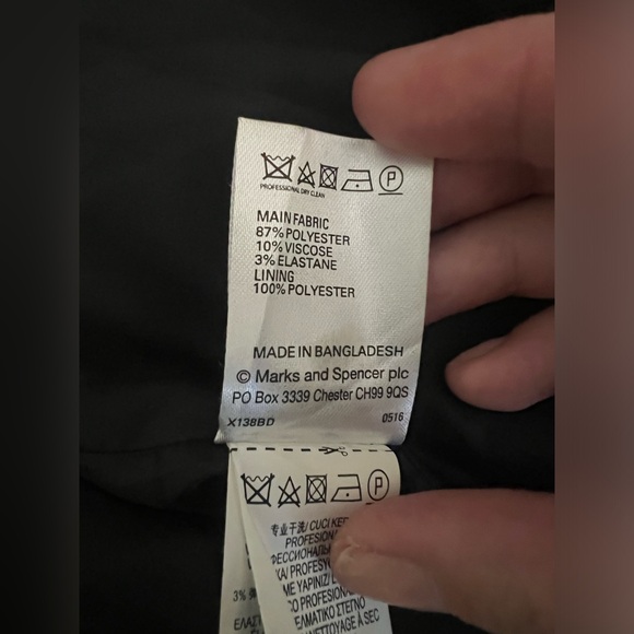 Marks & Spenser - elegant and classy black evening coat - Picture 11 of 11